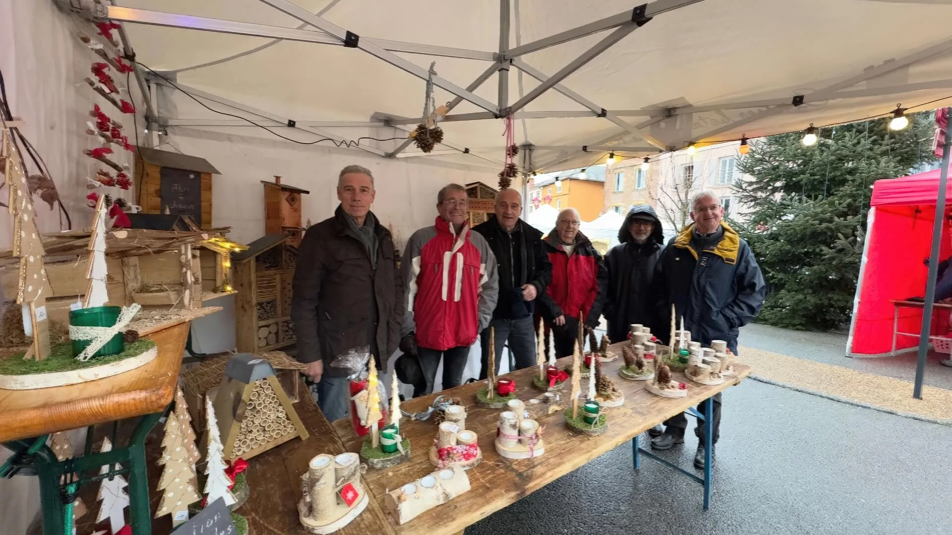 sur la marché de Cours 08-12-2024